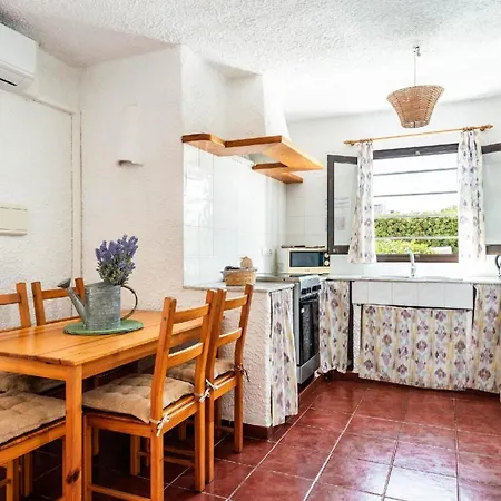 Appartement Ferienwohnung Fuer 4 Personen Ca 70 Qm In Cala Blanca, Menorca Westkueste Von Menorca - B63317 *