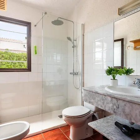 Ferienwohnung Fuer 4 Personen Ca 70 Qm In Cala Blanca, Menorca Westkueste Von Menorca - B63317 *