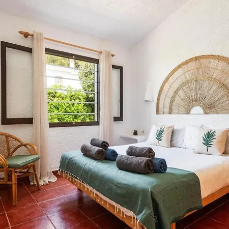 Appartement Ferienwohnung Fuer 4 Personen Ca 70 Qm In Cala Blanca, Menorca Westkueste Von Menorca - B63317